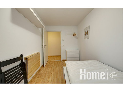 Private Room in Bad Cannstatt, Stuttgart - WGs/Zimmer