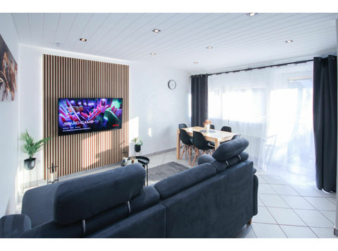 3 room duplex apartment 6pl Zuffenhausen Porsche - For Rent