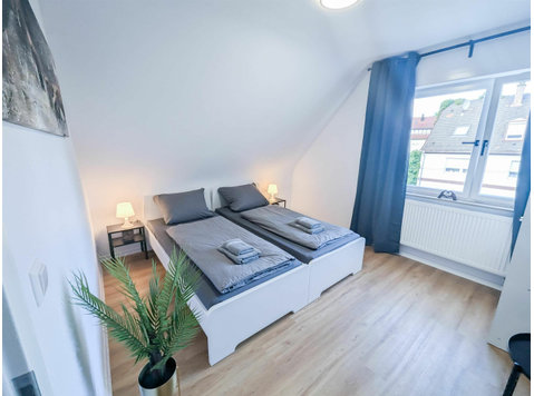 ALFA Stuttgart 3 rooms 6 beds apartment near Wasen - For Rent