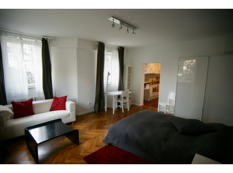 Beautiful 1.5 room apartment in one of Stuttgart's best… - De inchiriat