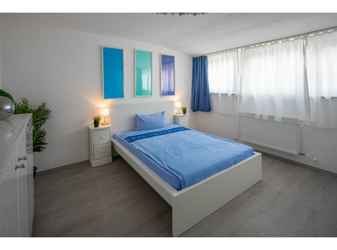 Beautiful and cozy apartment located in Stuttgart-Stammheim - השכרה