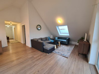 Beautiful, fully furnished and serviced apartment next to… - Alquiler