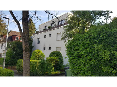 Gepflegte 1-Zimmer-Wohnung mit großer Terrasse in Stuttgart… - Zu Vermieten