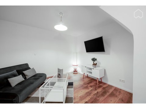 Bright loft apartment on two levels in Feuerbach - For Rent