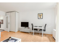 Bright, modern furnished apartment in… - K pronájmu