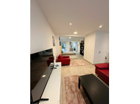 Charming, new apartment / loft in Stuttgart - Te Huur