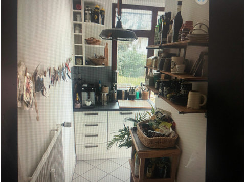 Cozy and Fully equipped Flat in Stuttgart West - Til leje