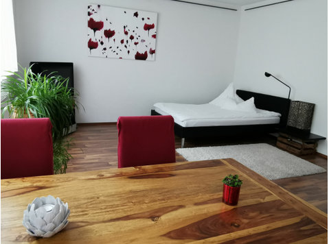 Cozy apartment in urban location - For Rent