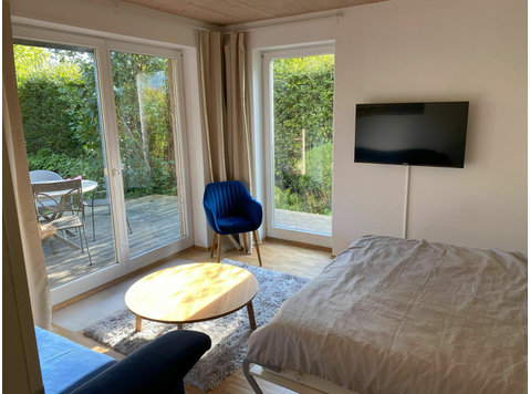 Fantastic 2 room apartment with terrace and  garden - In… - Annan üürile