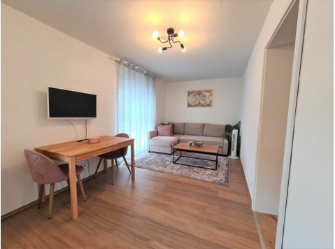 Fully furnished and serviced apartment next to Patch… - Izīrē