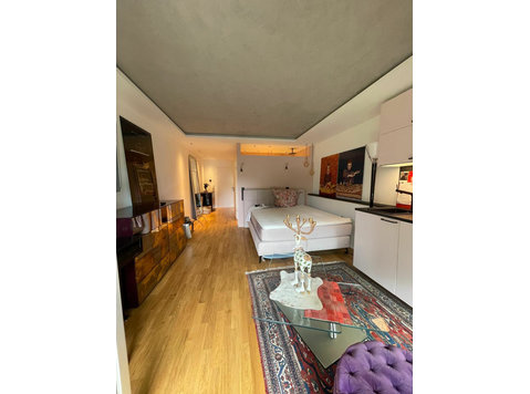 Feinstes und stilvolles Apartment in Stuttgart Zentrum - Zu Vermieten
