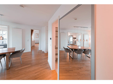 Luxurious Penthouse in Stuttgart -  வாடகைக்கு 