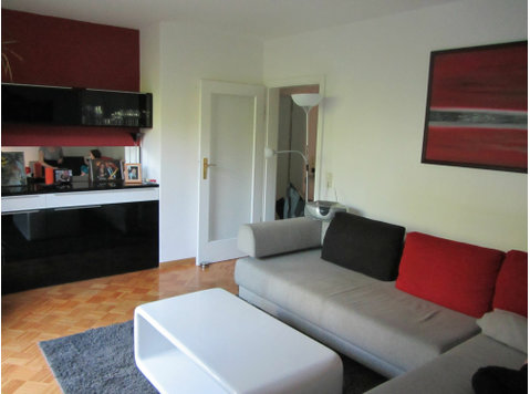 Modern möblierte 4-Zimmer Wohnung mit 2 Balkonen im Herzen… - Zu Vermieten