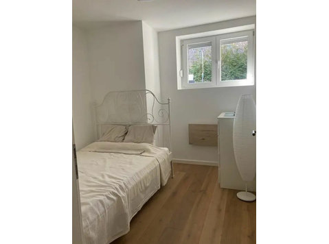 Spacious and fantastic home (Stuttgart) - Til leje