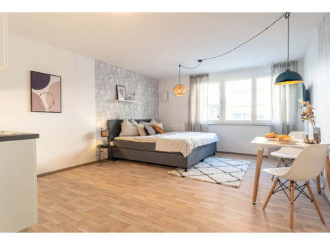 Design-Apartment an der Messe/Flughafen - Apartamente