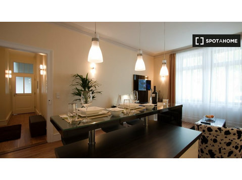Designer apartment 2 | Beautiful ambience in Stuttgart-Zuffe - Apartments
