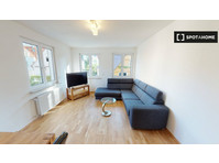 Modern and fully equipped 4 bed room apartment in Leinfelden - 公寓