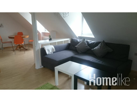 Stuttgart Halbhöhenlage: apartamento soleado de 2… - Pisos