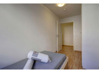 Zimmer in der Aachener Straße - Appartements