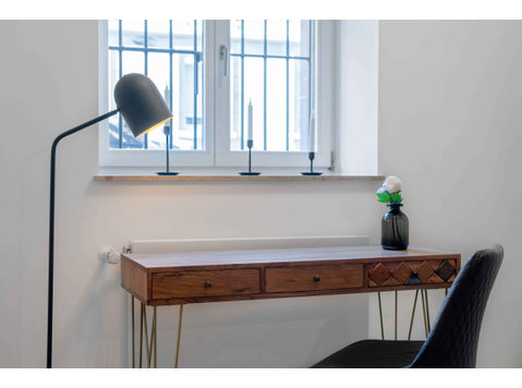 Zimmer in der Augustenstraße - Apartamente