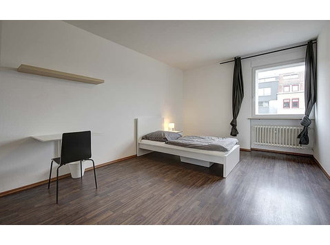 Zimmer in der König-Karl-Straße - Apartments