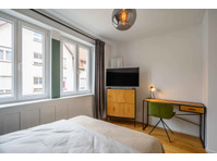 Zimmer in der Stubaier Straße - Apartments
