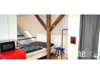 Furnished studio apartment including support from our… - 아파트