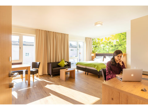 Helles, geräumiges Serviced - Apartment, 2 Personen - Zu Vermieten