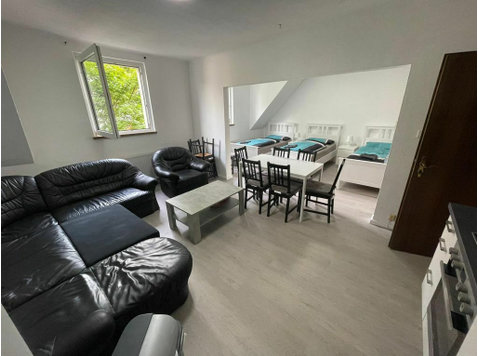 HomesNRW - Cute, cozy studio in Bergisch Gladbach - For Rent