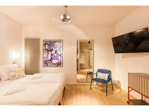 Modern and fully furnished apartment in Unterhaching - Do wynajęcia