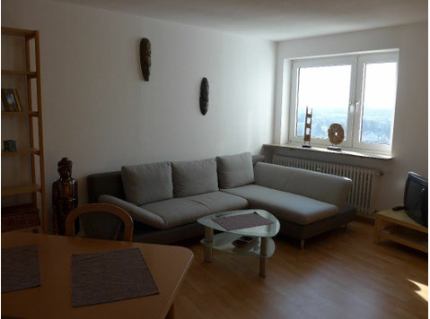 Schön eingerichtete Wohnung mit Blick über Erlangen - Zu Vermieten