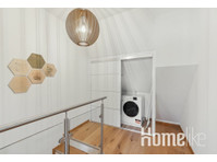 Bright attic apartment - in nature and yet close to the city - Станови