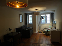 Cosy apartment in listed building near city center - Disewakan