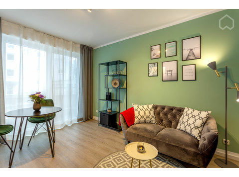 Gorgeous and bright flat in Augsburg - השכרה