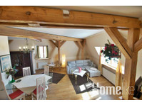 Apartment in the attic, Augsburg center - Byty