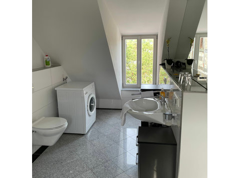 Fashionable Loft in quiet street - For Rent