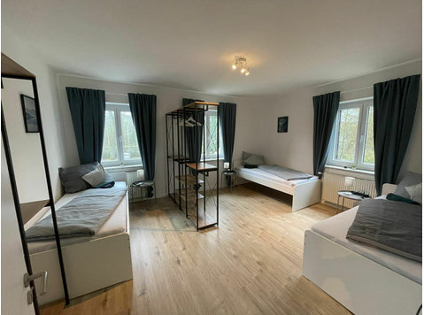 Pretty fully furnitured apartment in Schnabelwaid - Izīrē