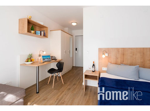 Light-flooded co-living studio, >ONLY< available for… - Συγκατοίκηση