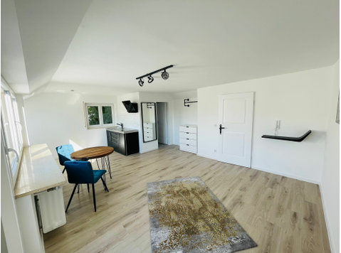 Schickes Apartment in München - mit Dachterrasse - Zu Vermieten