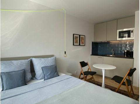 Furnished Design Apartment Munich Schwabing - Vuokralle