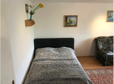 The ChaletRoza-Munich´s downtown apartment 3,5 rooms - Disewakan