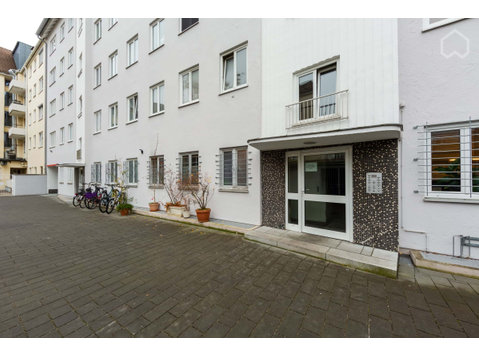 Apartment in Heideckstraße - Mieszkanie