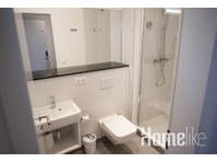 Simple 1-room apartment in Munich - アパート