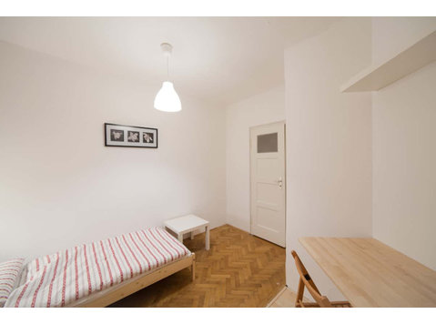 Zimmer in der Leopoldstraße - Apartemen