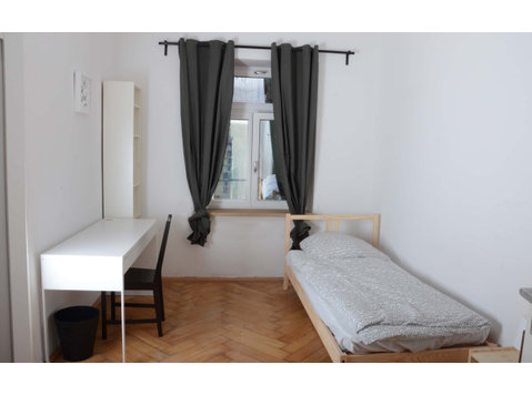 Zimmer in der Nymphenburger Str. A - குடியிருப்புகள்  