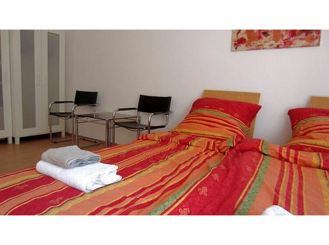2 ROOM APARTMENT IN MÜNCHEN - GÄRTNERPLATZVIERTEL,… - Ενοικιαζόμενα δωμάτια με παροχή υπηρεσιών