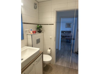 Beautifully furnished barrier-free apartment with WiFi and… - Kiadó