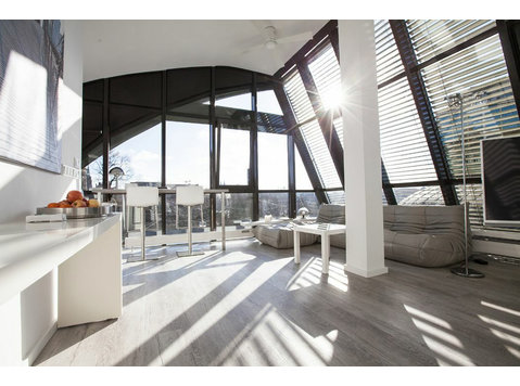 Exclusive & modern loft with fantastic castle view - For Rent