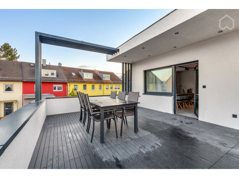 Modern designer loft with fantastic terrace - Til Leie