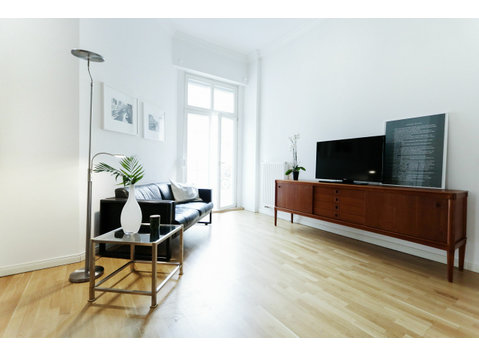 2 Bedroom ground floor Apartment in Prenzlauerberg - Do wynajęcia